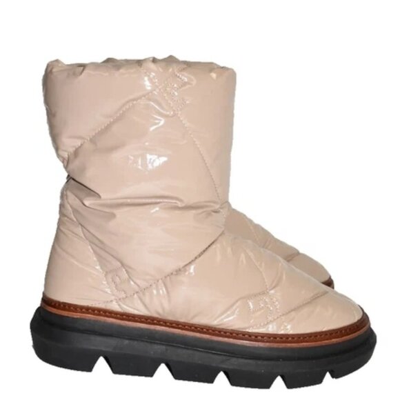 $500 TORY BURCH QUILTED PADDED PUFFER SNOW BOOTS PATENT BEIGE LOGO 9.5 (MG8) - Picture 2 of 7
